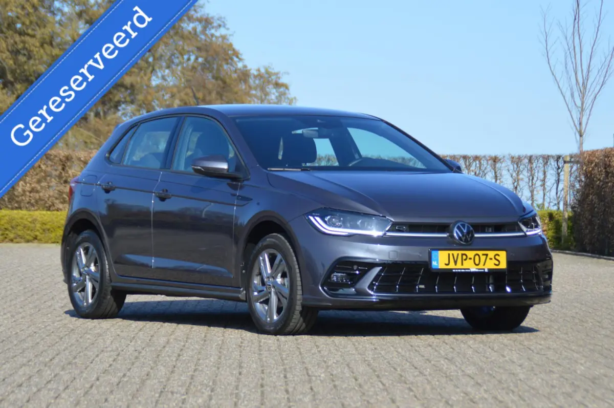 1.0 TSI 95 pk R-Line DSG automaat 9366 km!