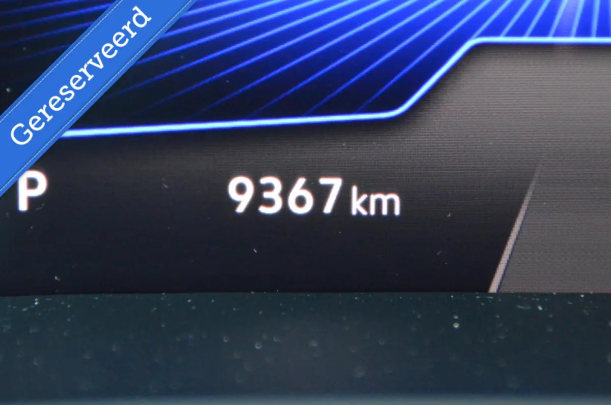 1.0 TSI 95 pk R-Line DSG automaat 9366 km!