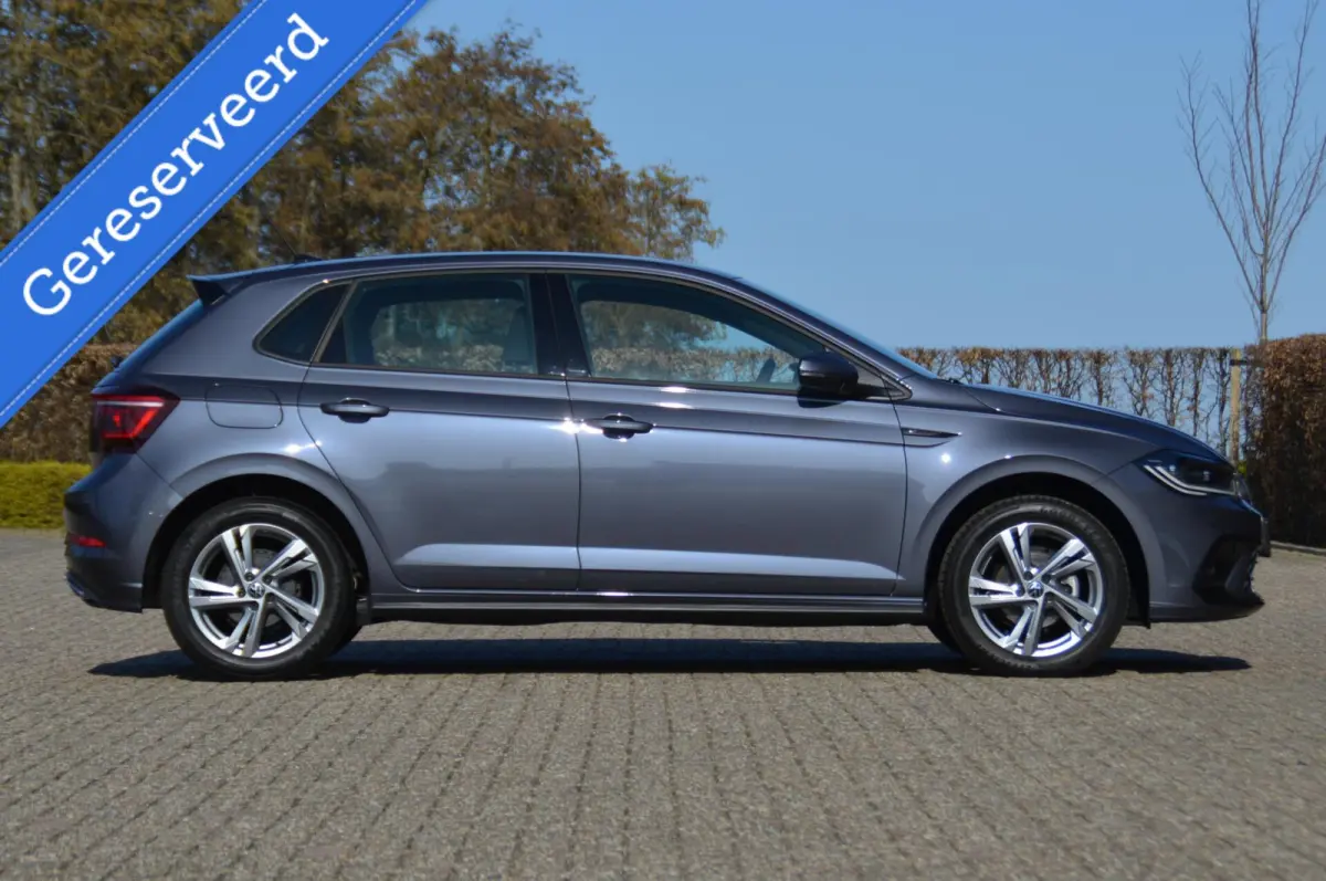 1.0 TSI 95 pk R-Line DSG automaat 9366 km!