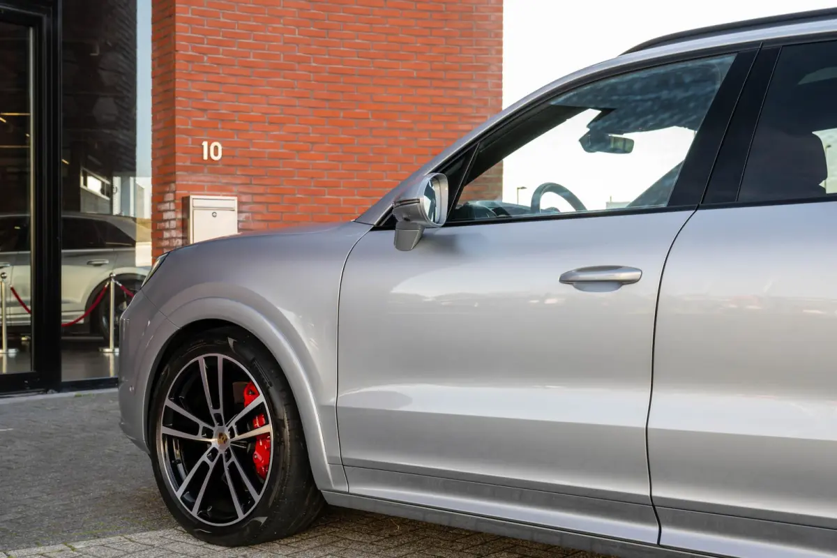3.0 E-Hybrid SportDesign 4-Wielsturing InnoDrive