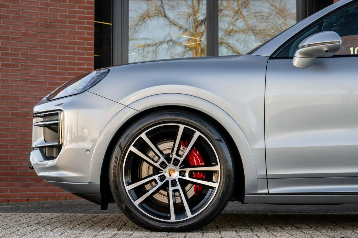 3.0 E-Hybrid SportDesign 4-Wielsturing InnoDrive