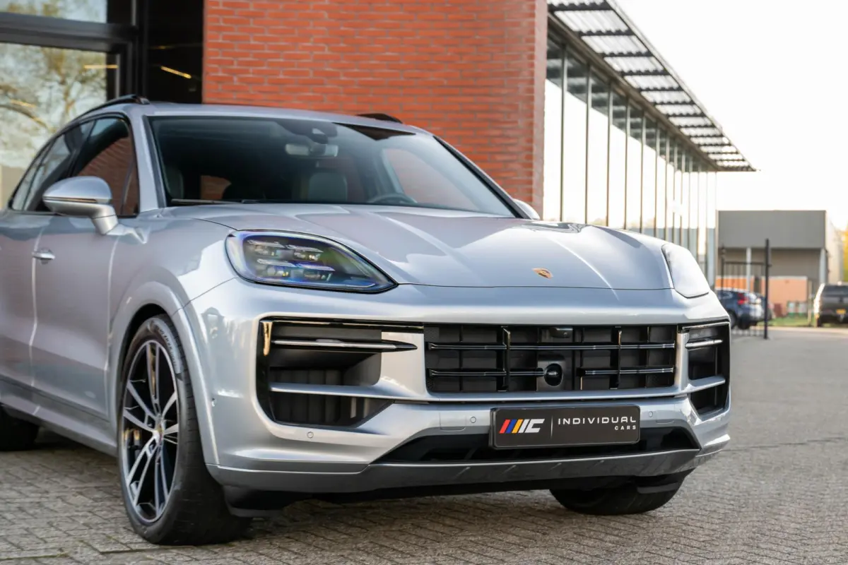 3.0 E-Hybrid SportDesign 4-Wielsturing InnoDrive