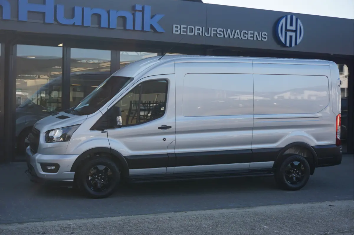 350L 130PK AUT JWR EDITION L3H2 BPM VRIJ!! Sync4 Navi, 360 Camera, LM Velg, Trekhaak!! NR. A64