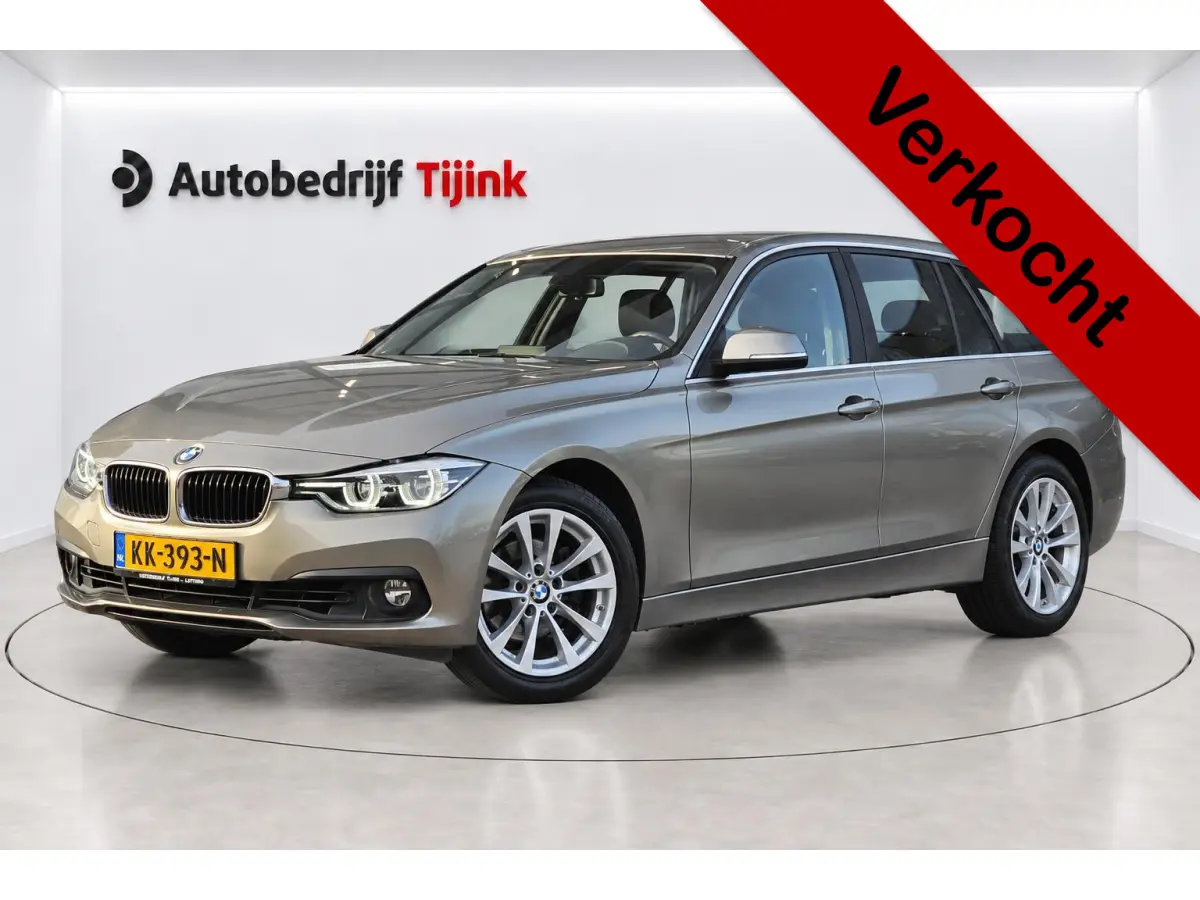320i Centennial High Executive | Automaat | Navi | Stoelverwarming | LED | Cruise | PDC |