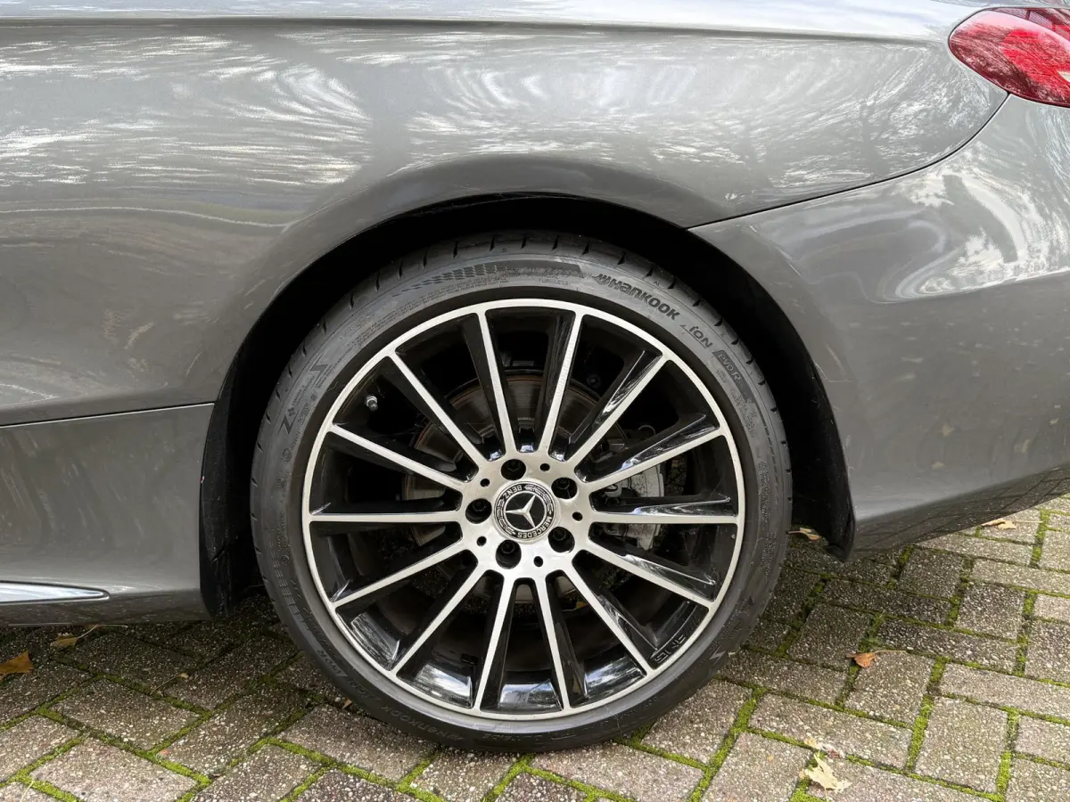 180 Prestige AMG-Styling AUTOMAAT | Leer | Navigatie | 19 inch | Cruise Control | Climate Control