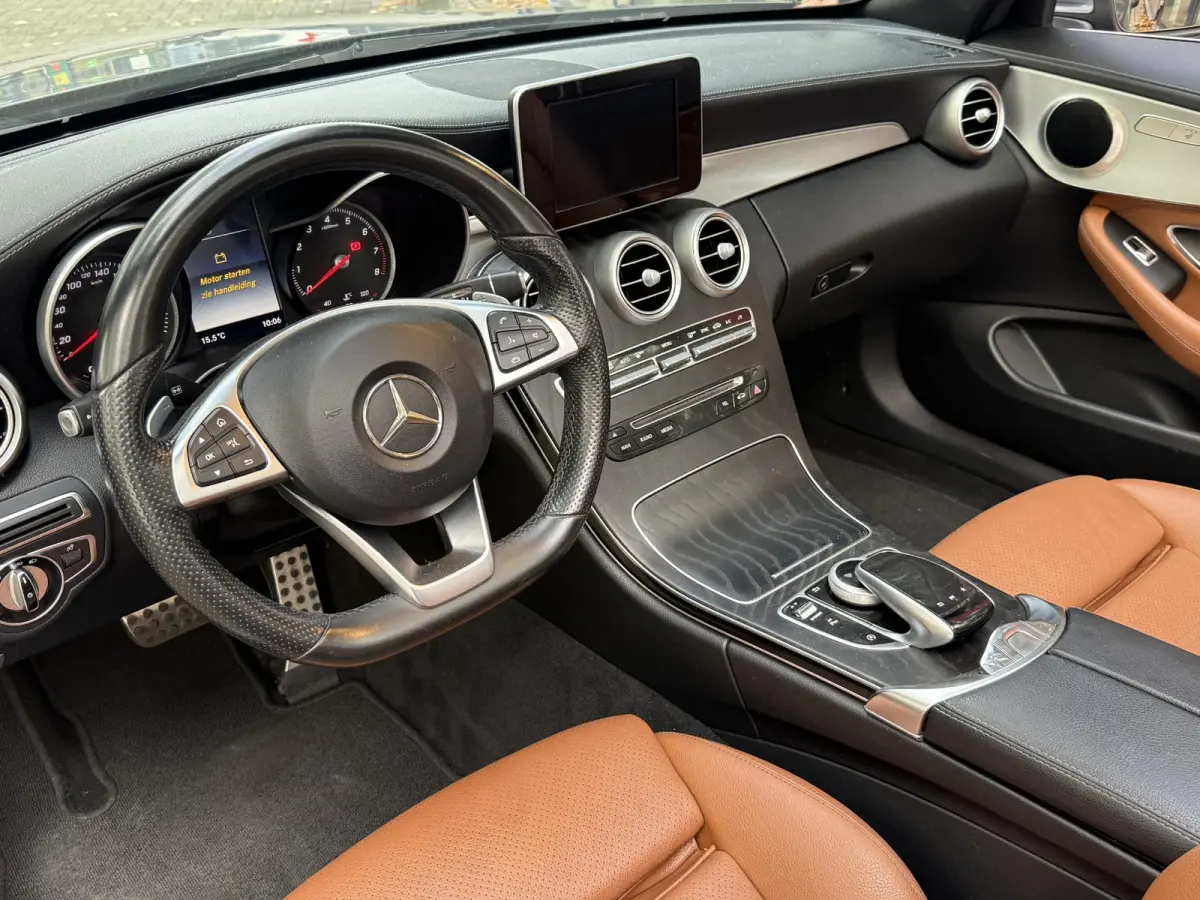 180 Prestige AMG-Styling AUTOMAAT | Leer | Navigatie | 19 inch | Cruise Control | Climate Control