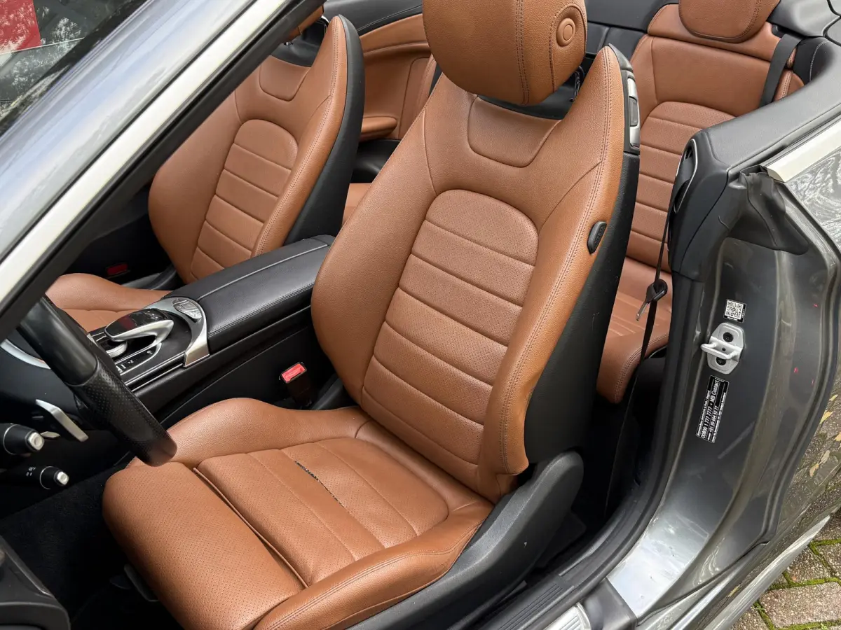 180 Prestige AMG-Styling AUTOMAAT | Leer | Navigatie | 19 inch | Cruise Control | Climate Control