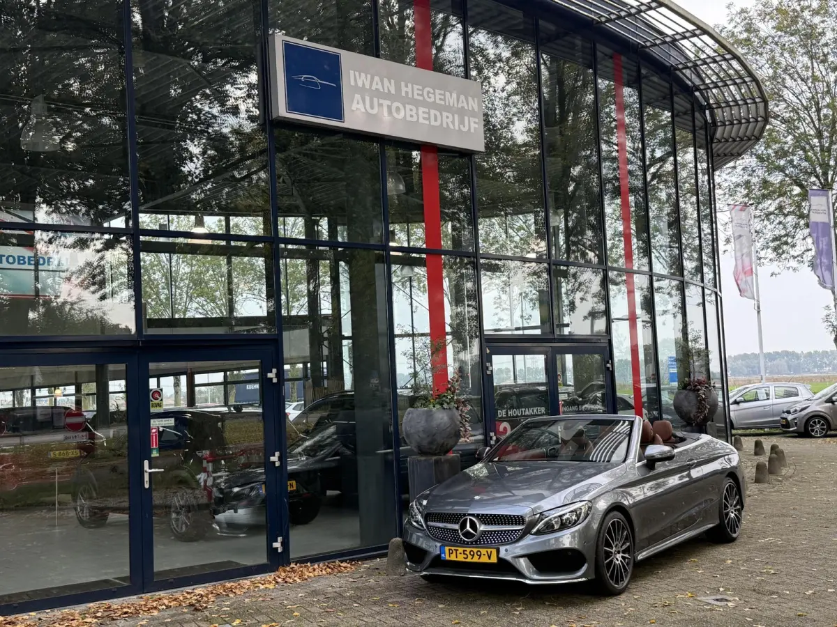 180 Prestige AMG-Styling AUTOMAAT | Leer | Navigatie | 19 inch | Cruise Control | Climate Control