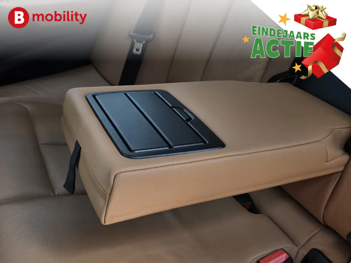 318i High Executive Luxury Line Apple CarPlay | Led Koplampen | Leer | Stoelverwarming |