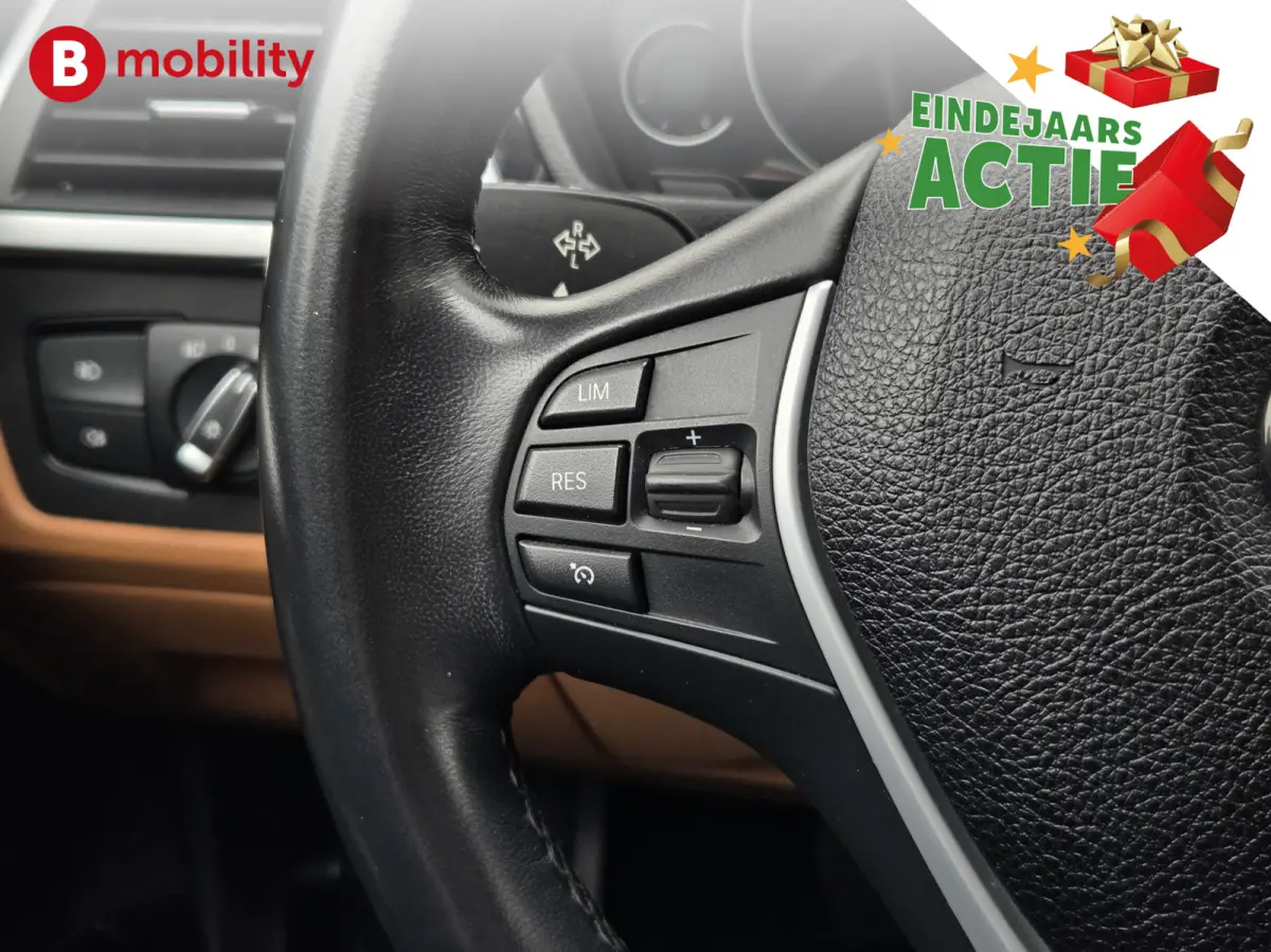 318i High Executive Luxury Line Apple CarPlay | Led Koplampen | Leer | Stoelverwarming |