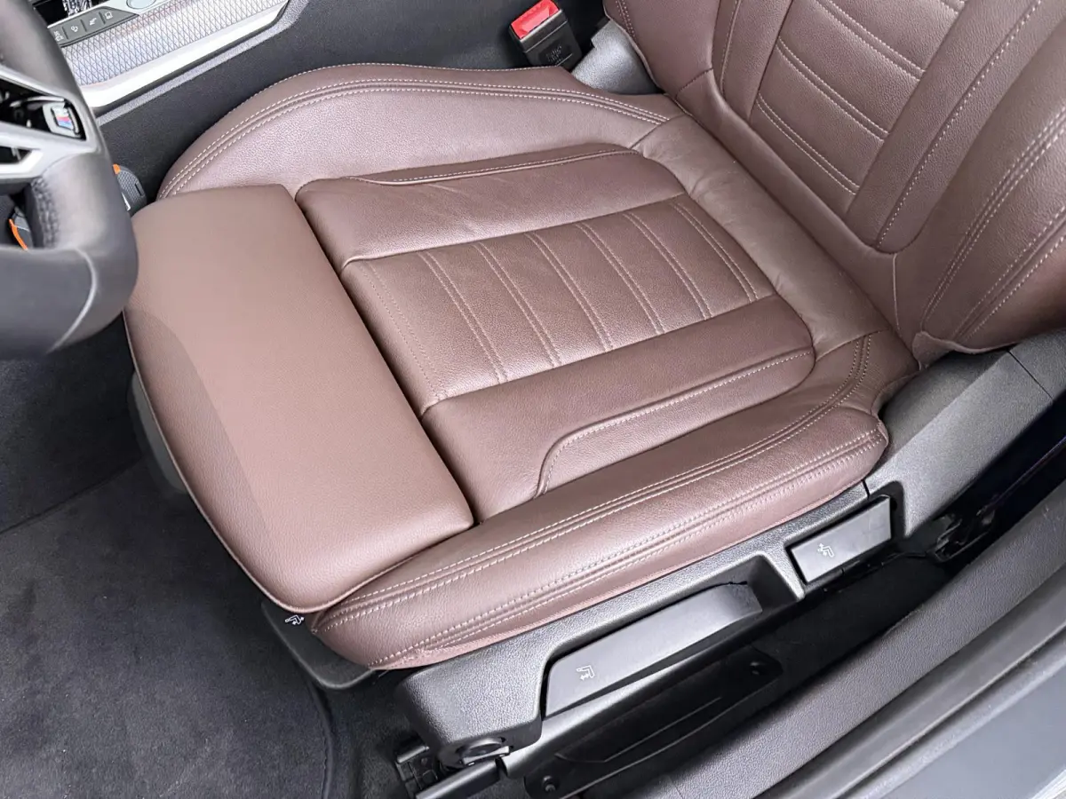 330e | SoH 100% | M-Sportpakket Pro | Panoramadak | Head-Up | Driving Assistant | Comfort Access |