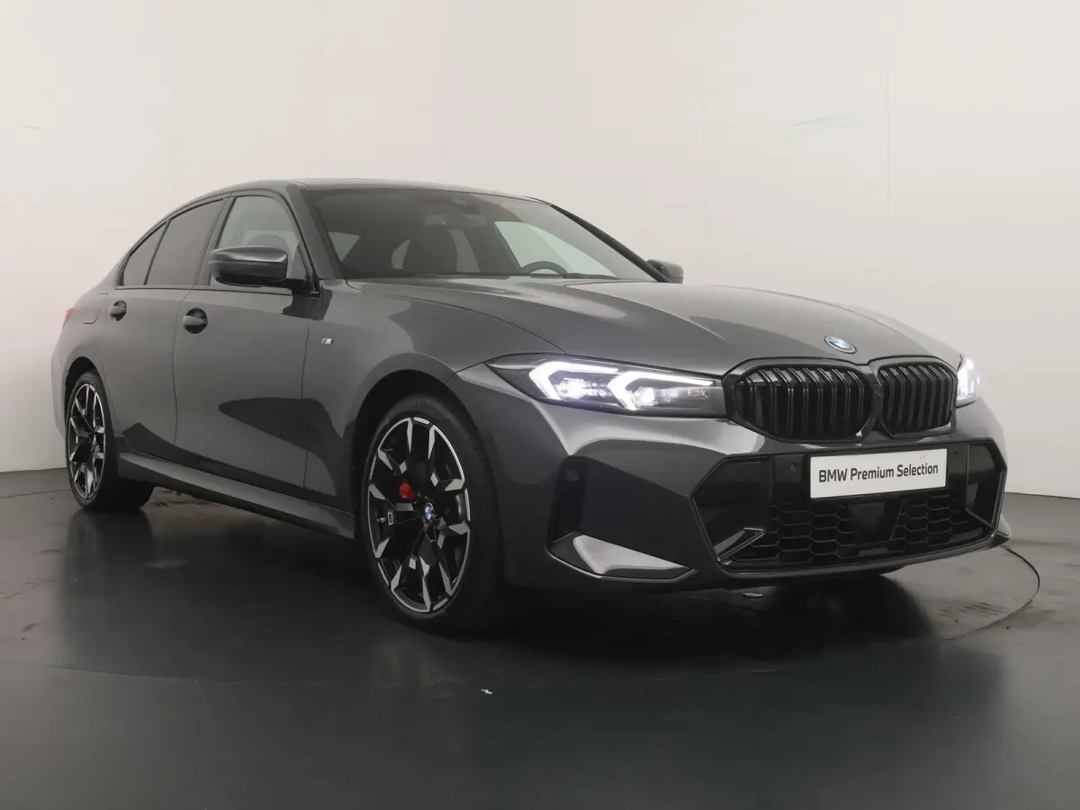 330e | SoH 100% | M-Sportpakket Pro | Panoramadak | Head-Up | Driving Assistant | Comfort Access |