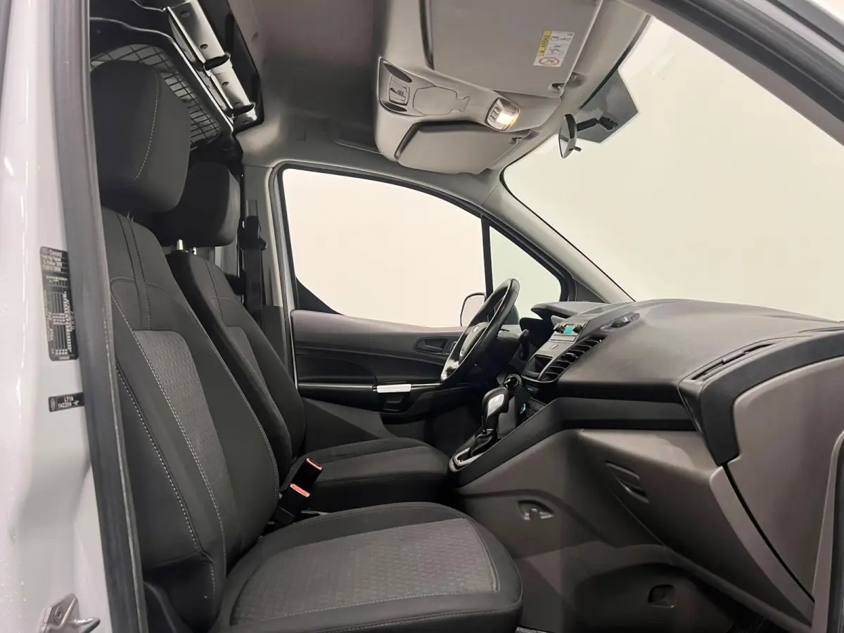1.5 EcoBlue L2 Trend Automaat Airco Radio Cruise Control Parkeersensoren Achterklep Verwarmbare voorstoelen