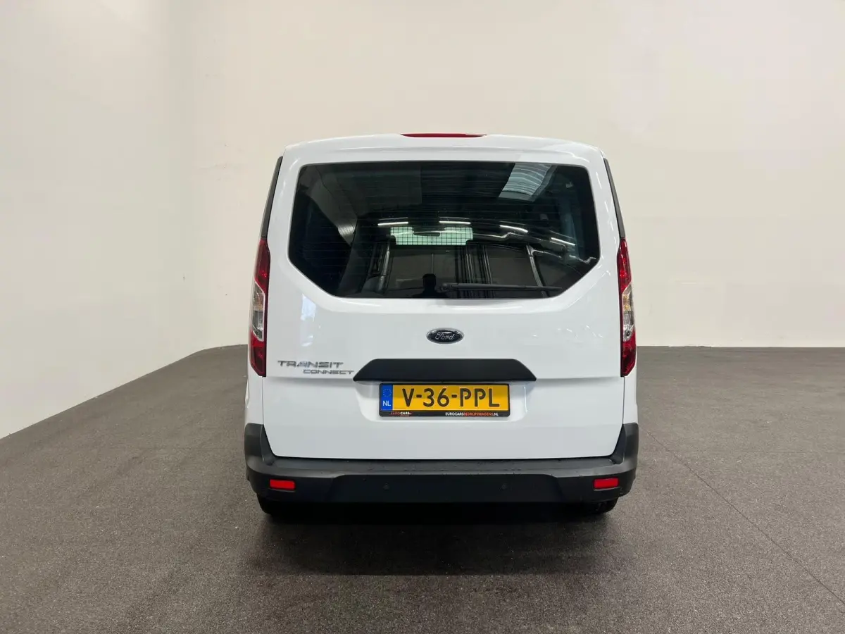 1.5 EcoBlue L2 Trend Automaat Airco Radio Cruise Control Parkeersensoren Achterklep Verwarmbare voorstoelen