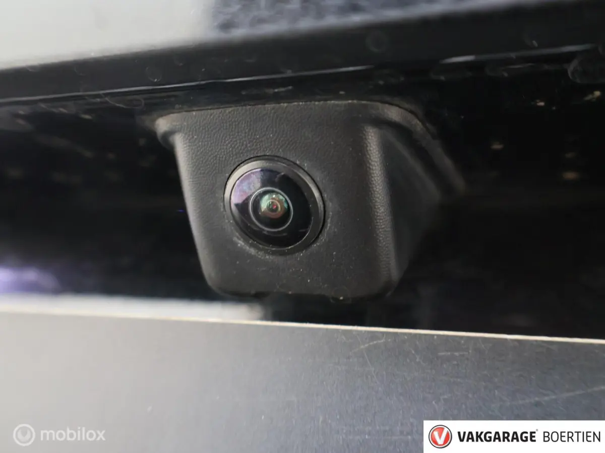 1.2 Hybrid 136 e-DCS6 GT 360 camera , motor met ditributie ketting
