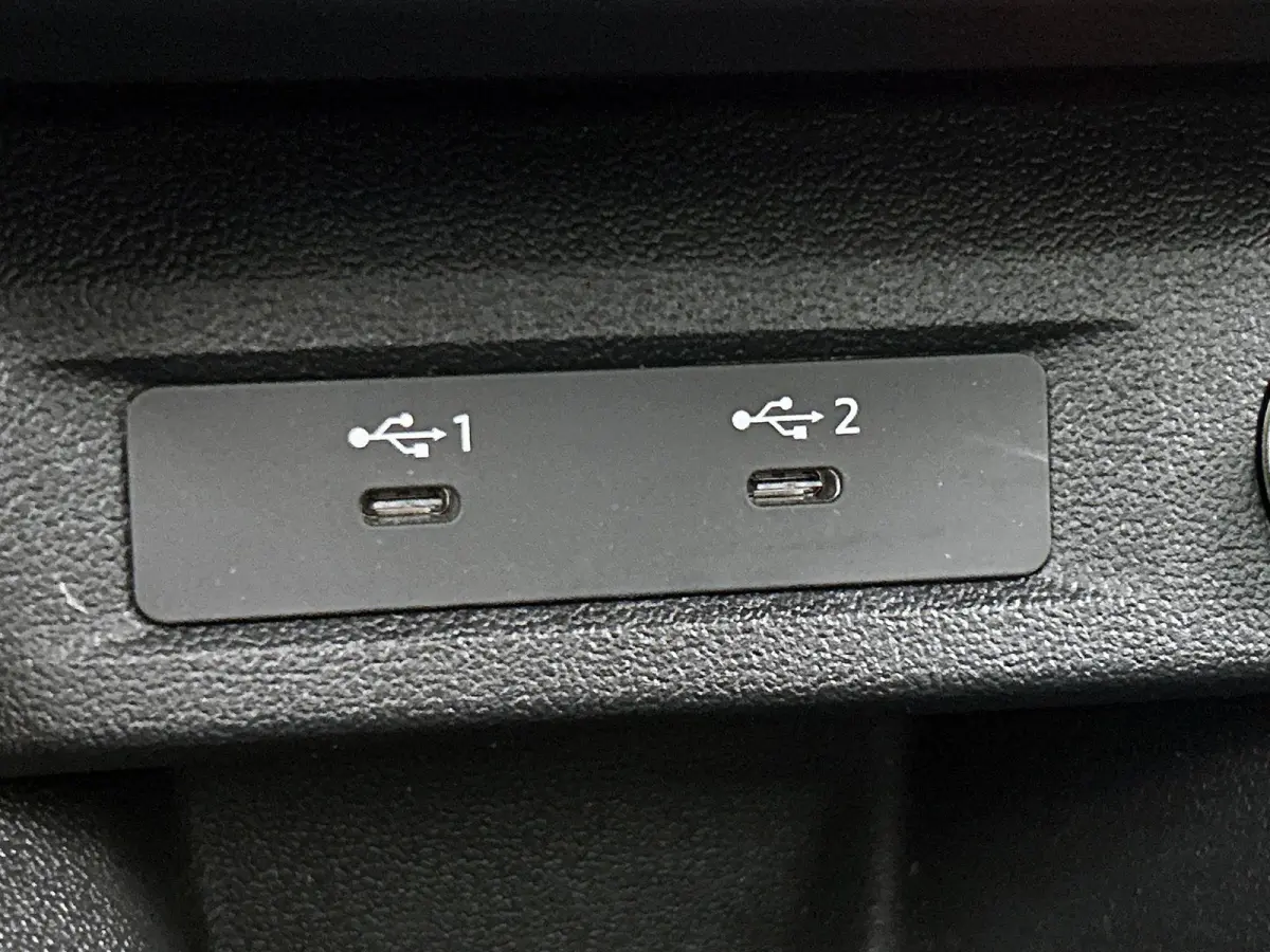 30 TFSI Advanced edition 116 PK l Cruise control l Climate Control  l Stoelverwarming l Apple Carplay / Android Auto l Audi virtual cockpit l Lichtmetalen wielen