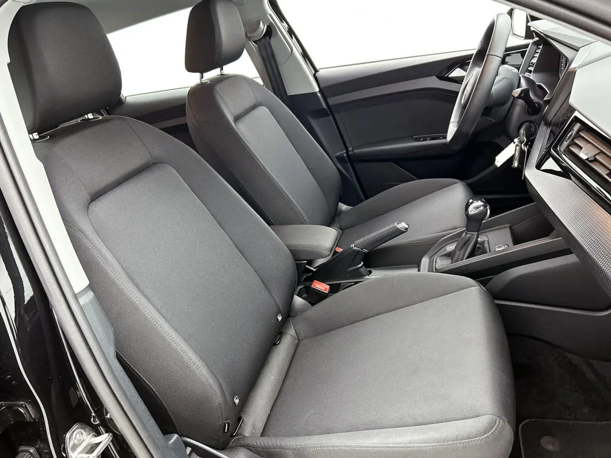 30 TFSI Advanced edition 116 PK l Cruise control l Climate Control  l Stoelverwarming l Apple Carplay / Android Auto l Audi virtual cockpit l Lichtmetalen wielen
