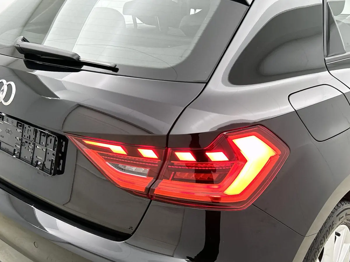 30 TFSI Advanced edition 116 PK l Cruise control l Climate Control  l Stoelverwarming l Apple Carplay / Android Auto l Audi virtual cockpit l Lichtmetalen wielen