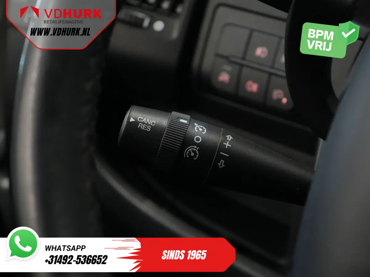 2.2 HDI 120 pk L2H2 Carplay/ Navi/ Climate/ Cruise/ Camera/ PDC/ DAB