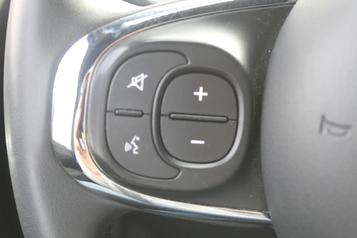 1.0 Hybrid l Cruise Control l Airco l Apple Carplay/ Android Auto l 15 Inch