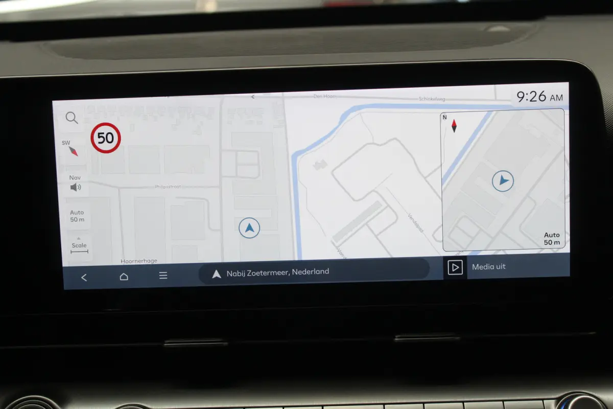 1.6 GDI HEV Comfort l Cruise Control l Lane Assist l PDC l Achteruitrijcamera l Airco l Navi l Apple Carplay/ Android Auto