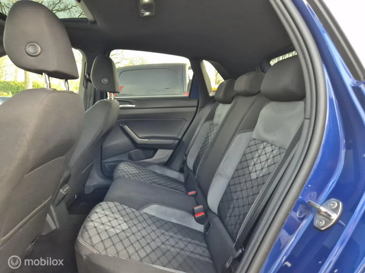 1.0 TSI 2x R-Line, DSG, Pano, IQ Light Grill