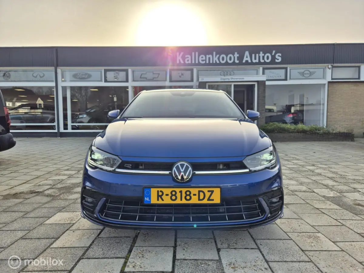 1.0 TSI 2x R-Line, DSG, Pano, IQ Light Grill