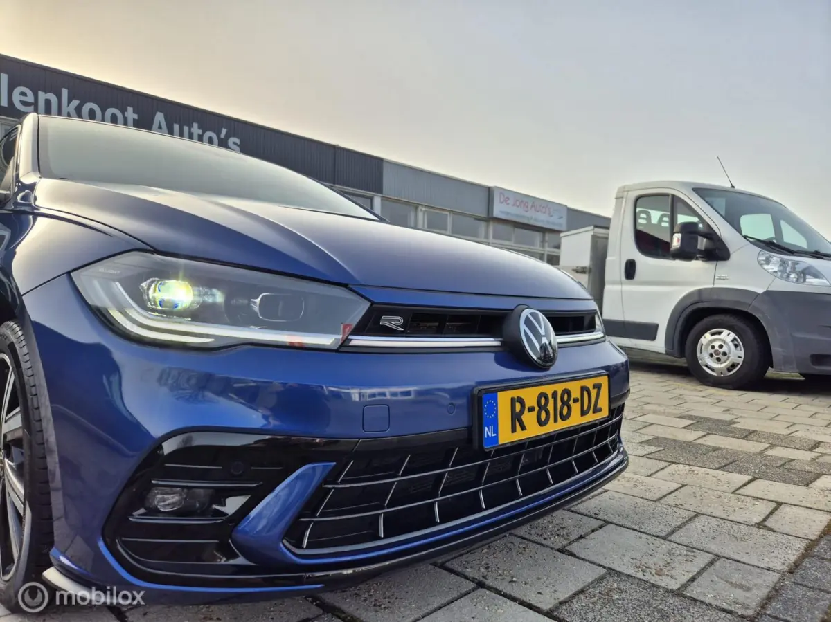 1.0 TSI 2x R-Line, DSG, Pano, IQ Light Grill