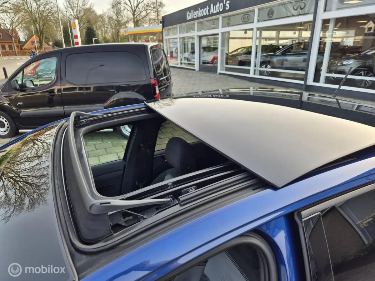 1.0 TSI 2x R-Line, DSG, Pano, IQ Light Grill