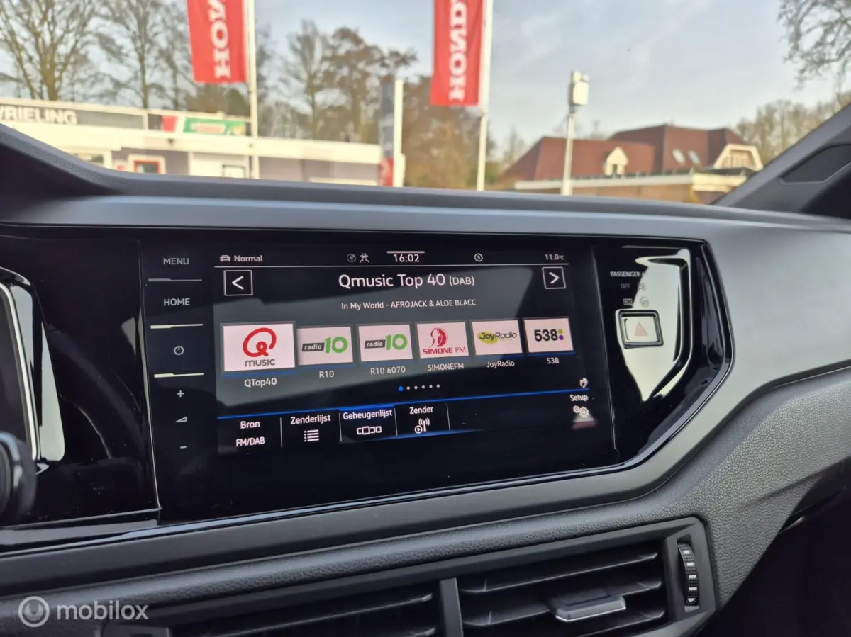1.0 TSI 2x R-Line, DSG, Pano, IQ Light Grill
