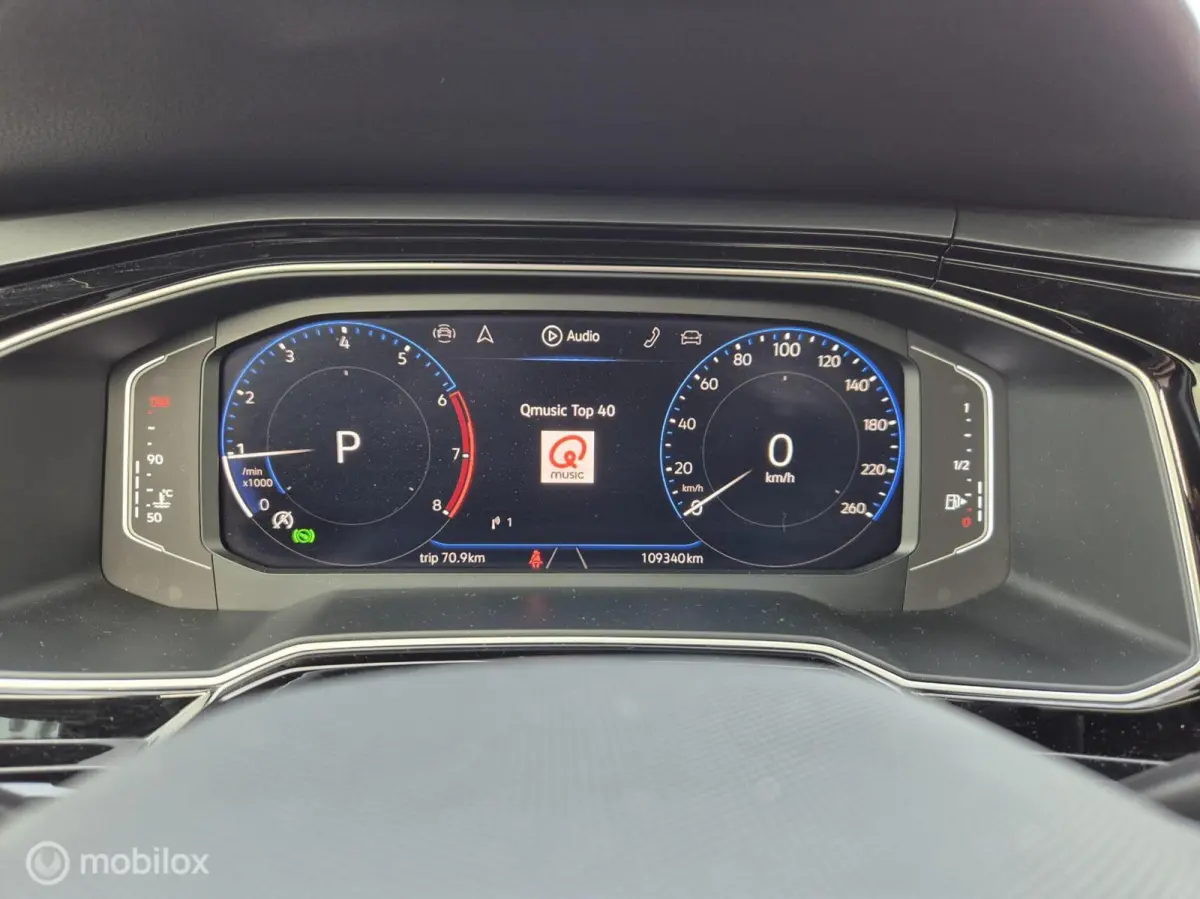 1.0 TSI 2x R-Line, DSG, Pano, IQ Light Grill