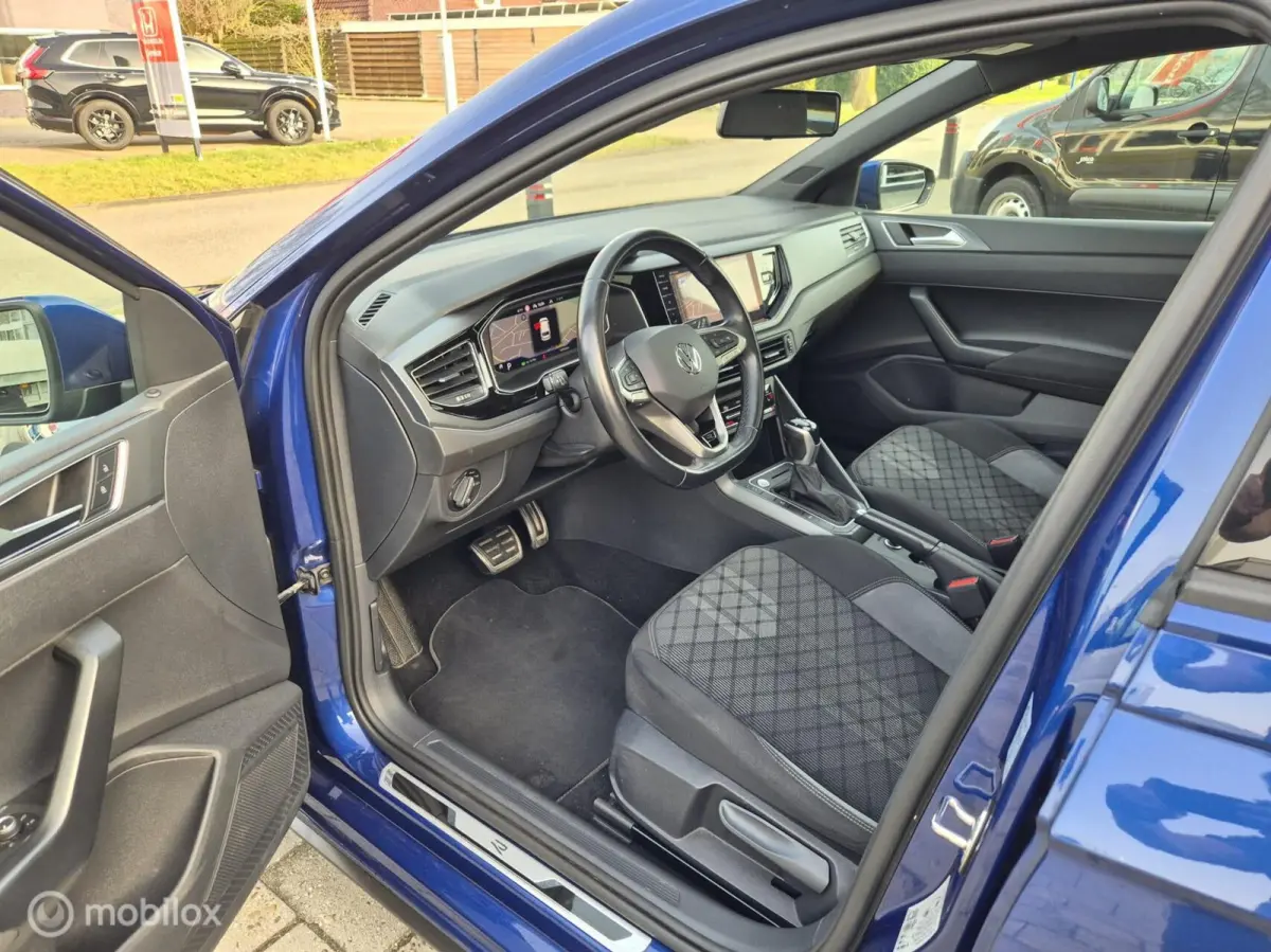 1.0 TSI 2x R-Line, DSG, Pano, IQ Light Grill