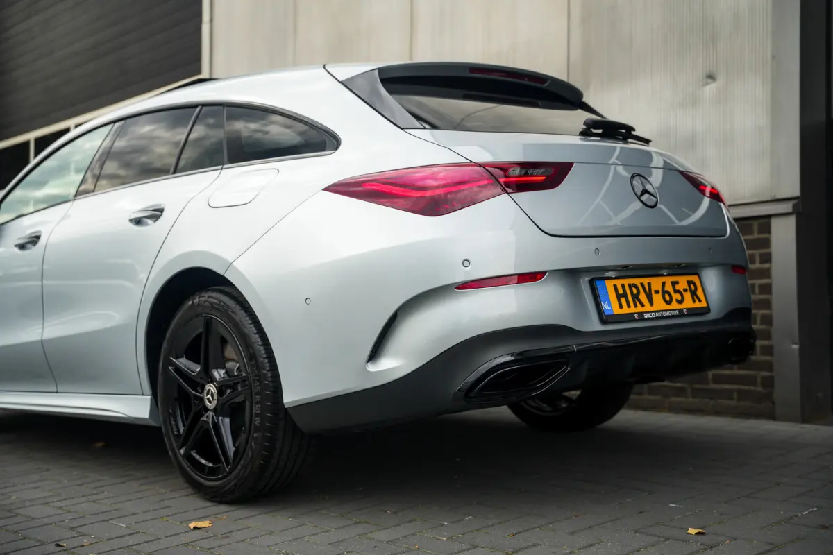250 e 218 pk AMG Line / Pano-Dak/ Distronic/ AMG-line/Keyless/ Widescreen/ Stoel/Stuur.verw/ Head-Up/ Sfeerverl./  19''LMV