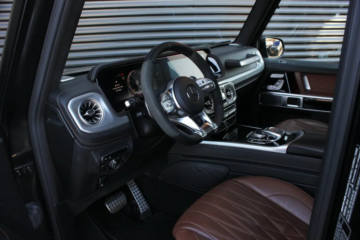 63 / BURMESTER / INCL. BTW / PANO-DAK / G-MANUFAKTUR / STOELMASSAGE / FULL / DISTRONIC / TREKHAAK / 360 CAM