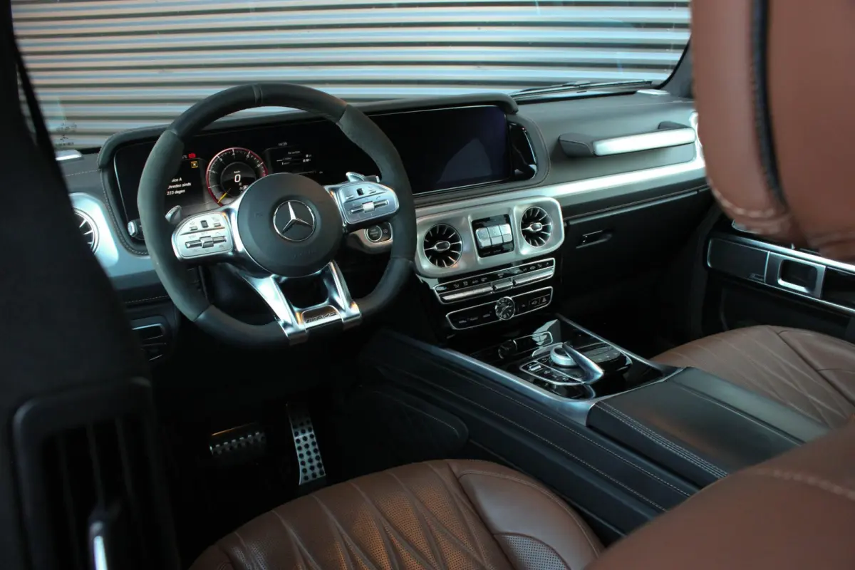 63 / BURMESTER / INCL. BTW / PANO-DAK / G-MANUFAKTUR / STOELMASSAGE / FULL / DISTRONIC / TREKHAAK / 360 CAM