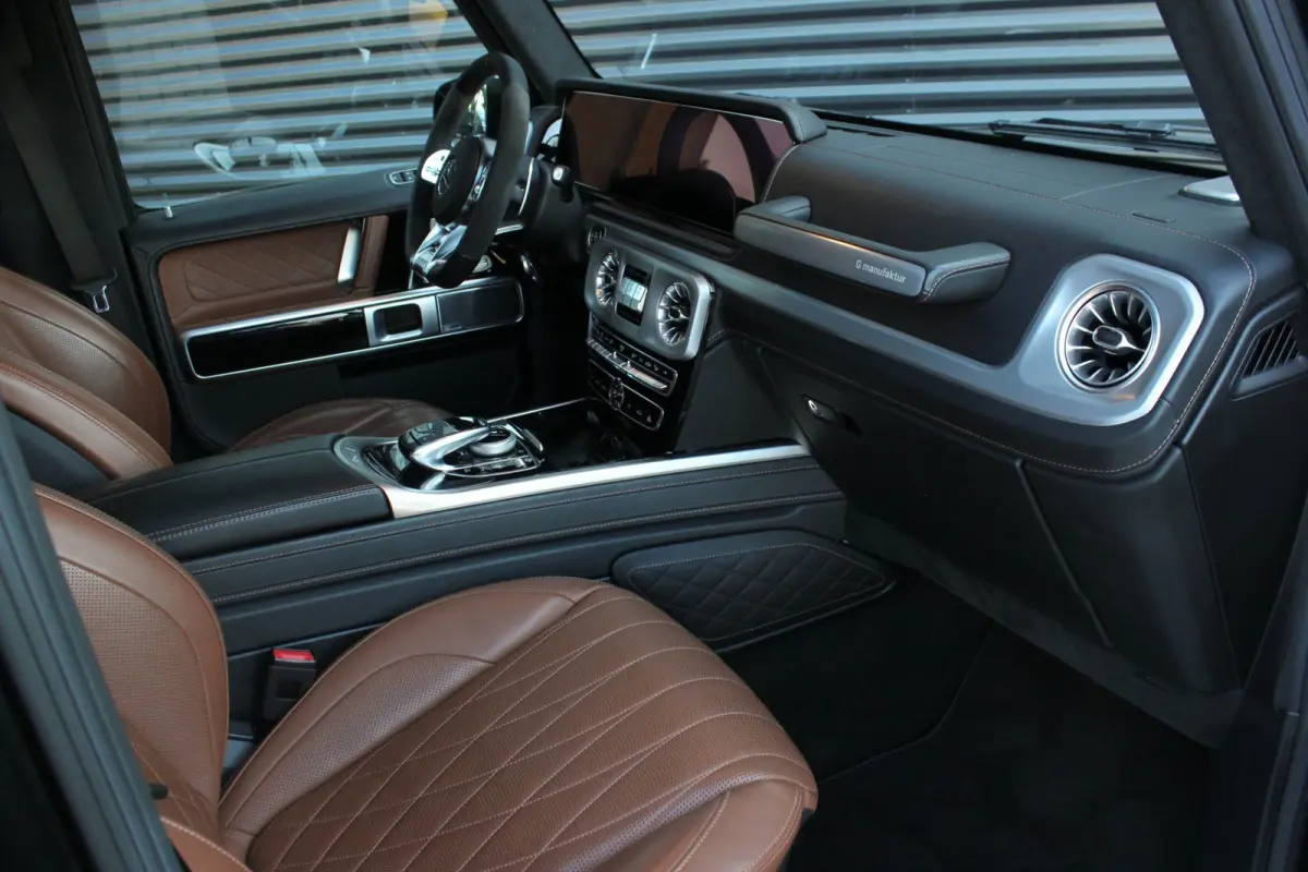 63 / BURMESTER / INCL. BTW / PANO-DAK / G-MANUFAKTUR / STOELMASSAGE / FULL / DISTRONIC / TREKHAAK / 360 CAM