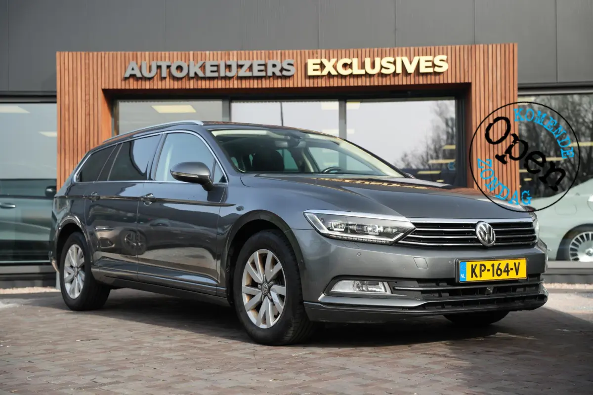 1.6 TDI Connected Series Navi Camera Cruise Clima Stoelverw.