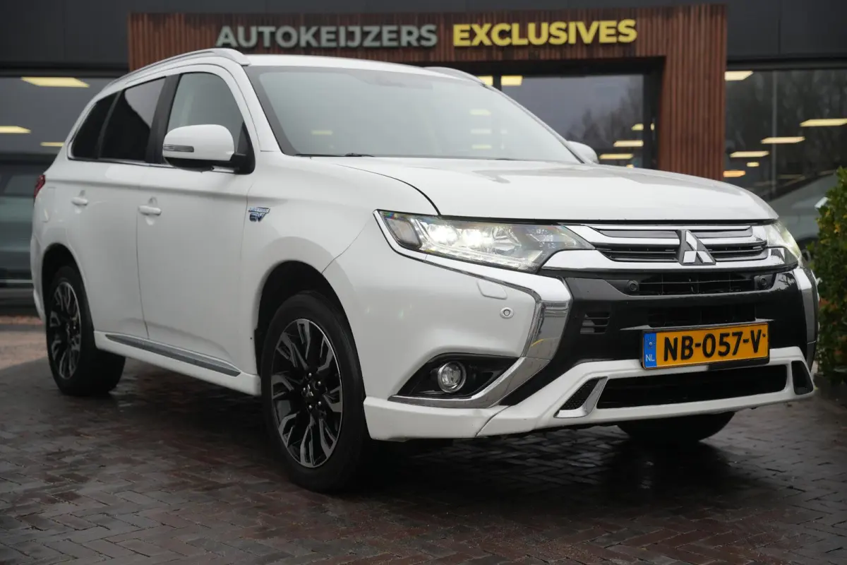 2.0 PHEV Premium Leer camera stoelverwarming