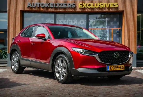 2.0 e-SkyActiv-X M Hybrid Comfort Leder Stuurwielbed. Airco Parkeersensoren Camera