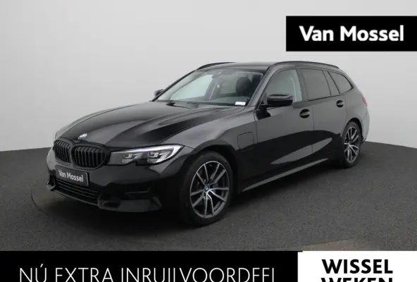 320e Executive | Automaat | Navigatie | Sfeerverlichting | Trekhaak | Camera | Lederen Bekleding |