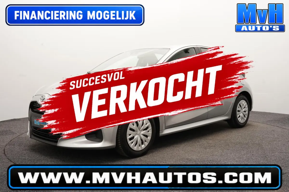 1.5 VVT-i Active|CAMERA|ADAP.CRUISE|CARPLAY|NAP
