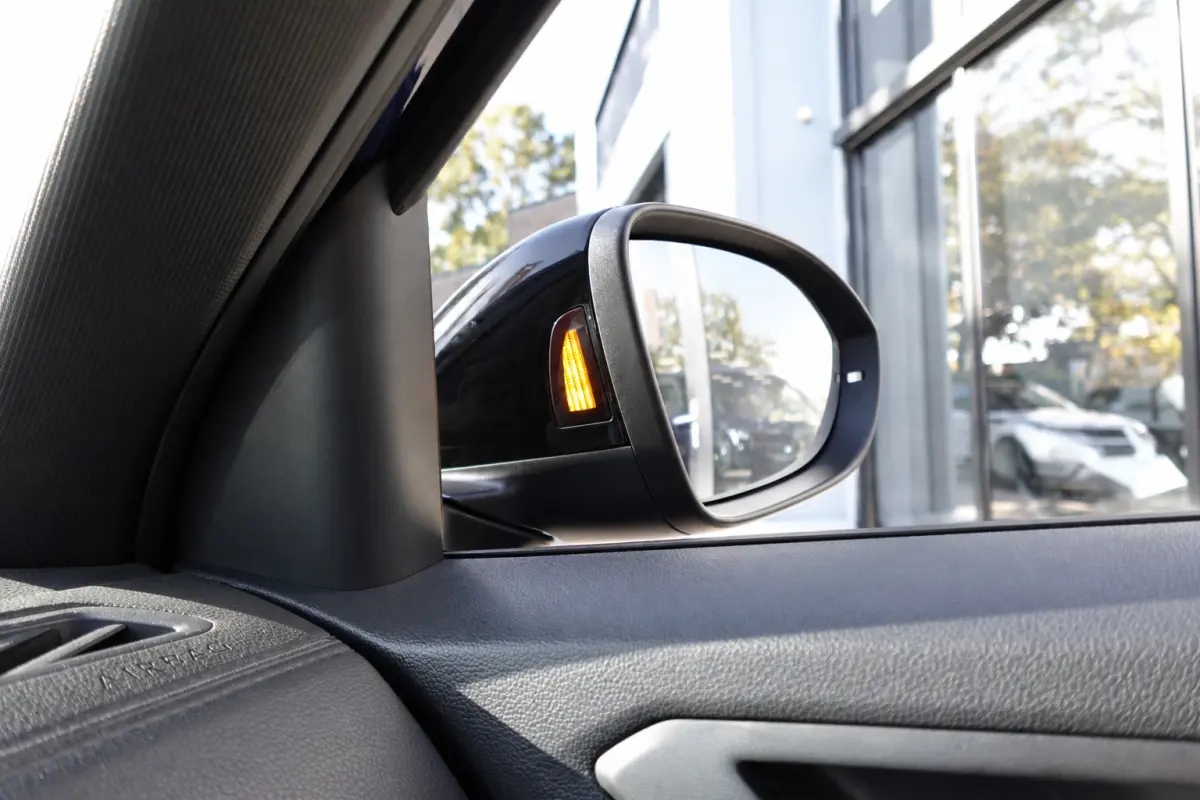 1.5 TSI R-Line PANO CAM BLINDSPOT