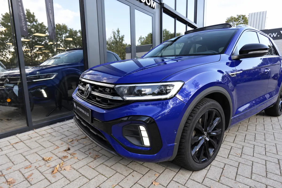 1.5 TSI R-Line PANO CAM BLINDSPOT