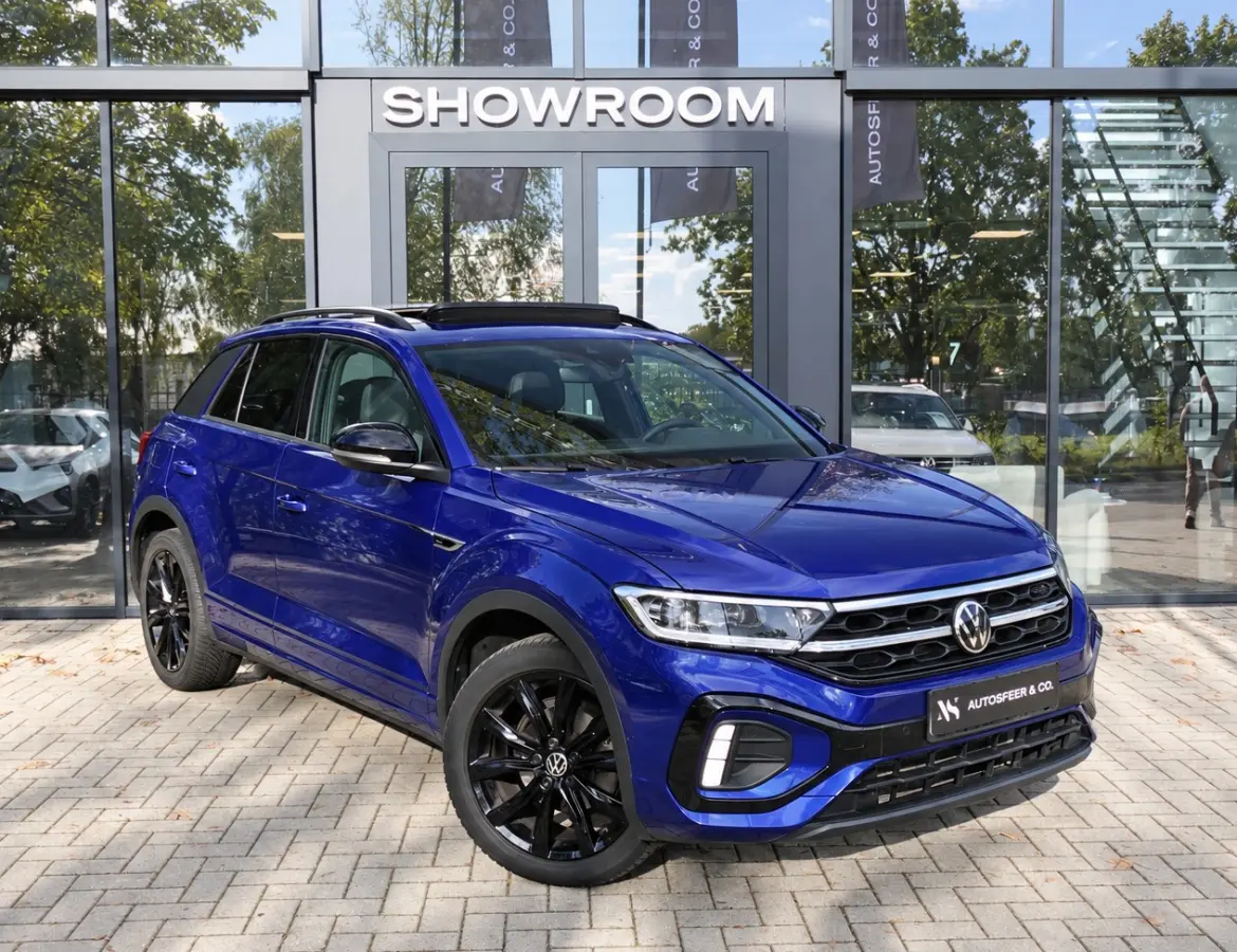 1.5 TSI R-Line PANO CAM BLINDSPOT