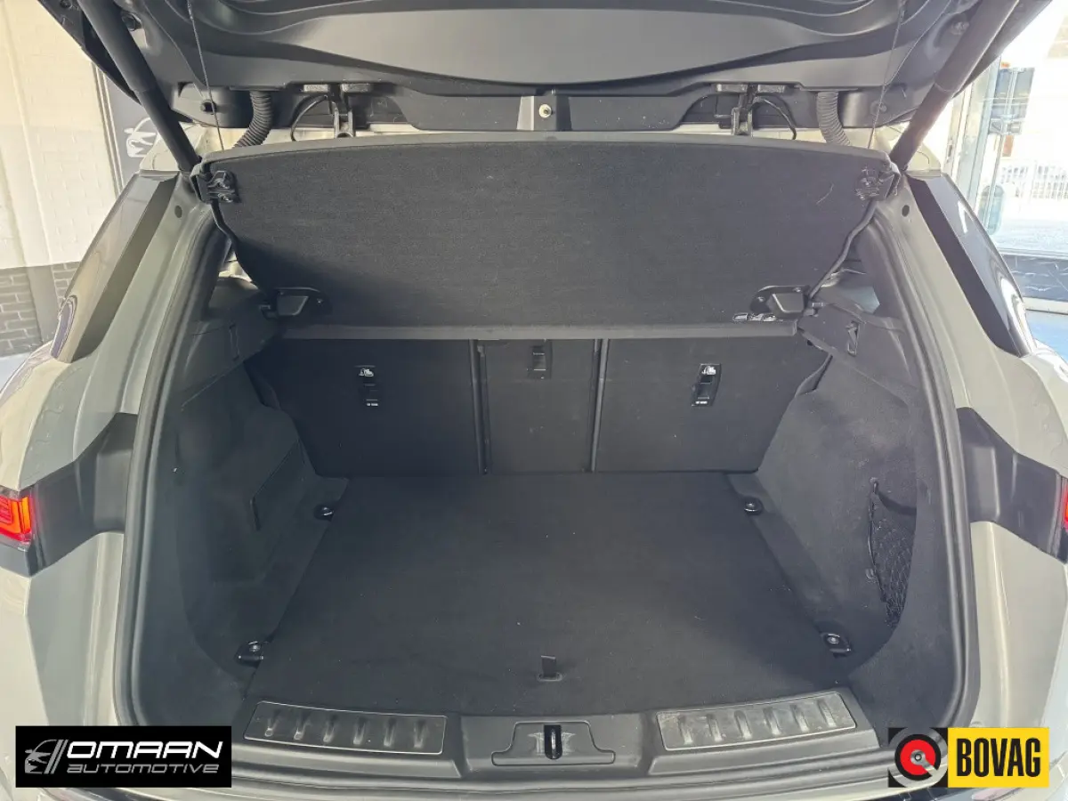1.5 P300e AWD R-Dynamic Pano SE