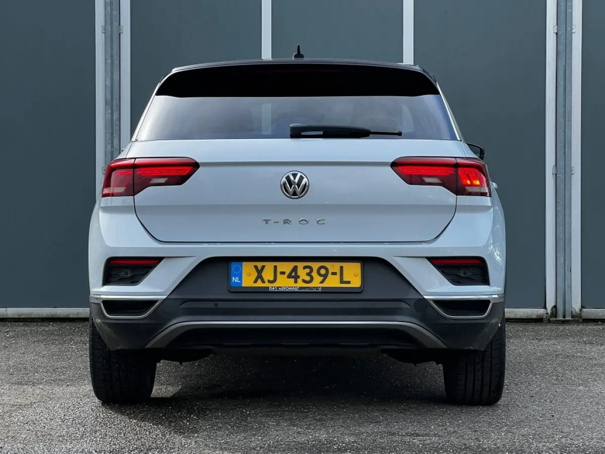 1.5TSI 150pk Sport | ACC | Camera | Carplay | Trekhaak | Navi | Climate