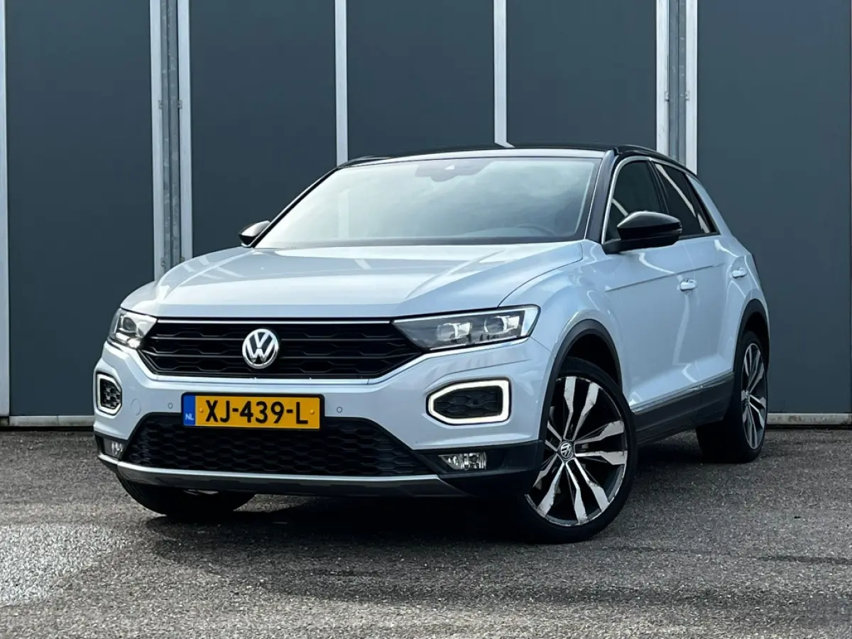1.5TSI 150pk Sport | ACC | Camera | Carplay | Trekhaak | Navi | Climate