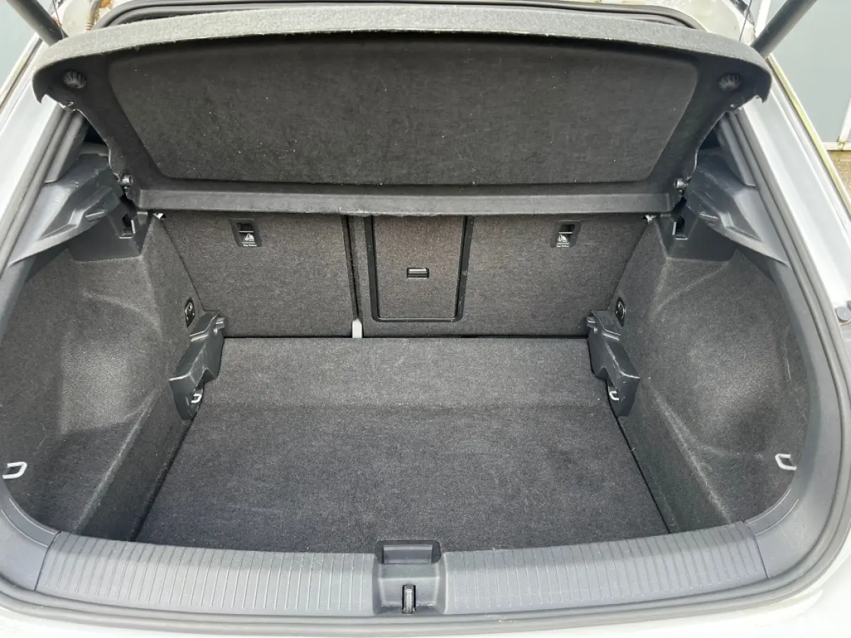 1.5TSI 150pk Sport | ACC | Camera | Carplay | Trekhaak | Navi | Climate