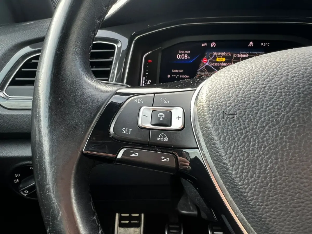 1.5TSI 150pk Sport | ACC | Camera | Carplay | Trekhaak | Navi | Climate