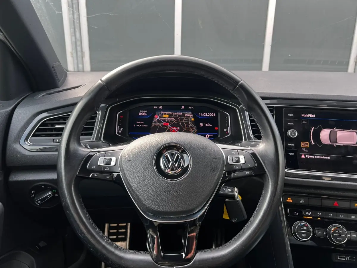 1.5TSI 150pk Sport | ACC | Camera | Carplay | Trekhaak | Navi | Climate